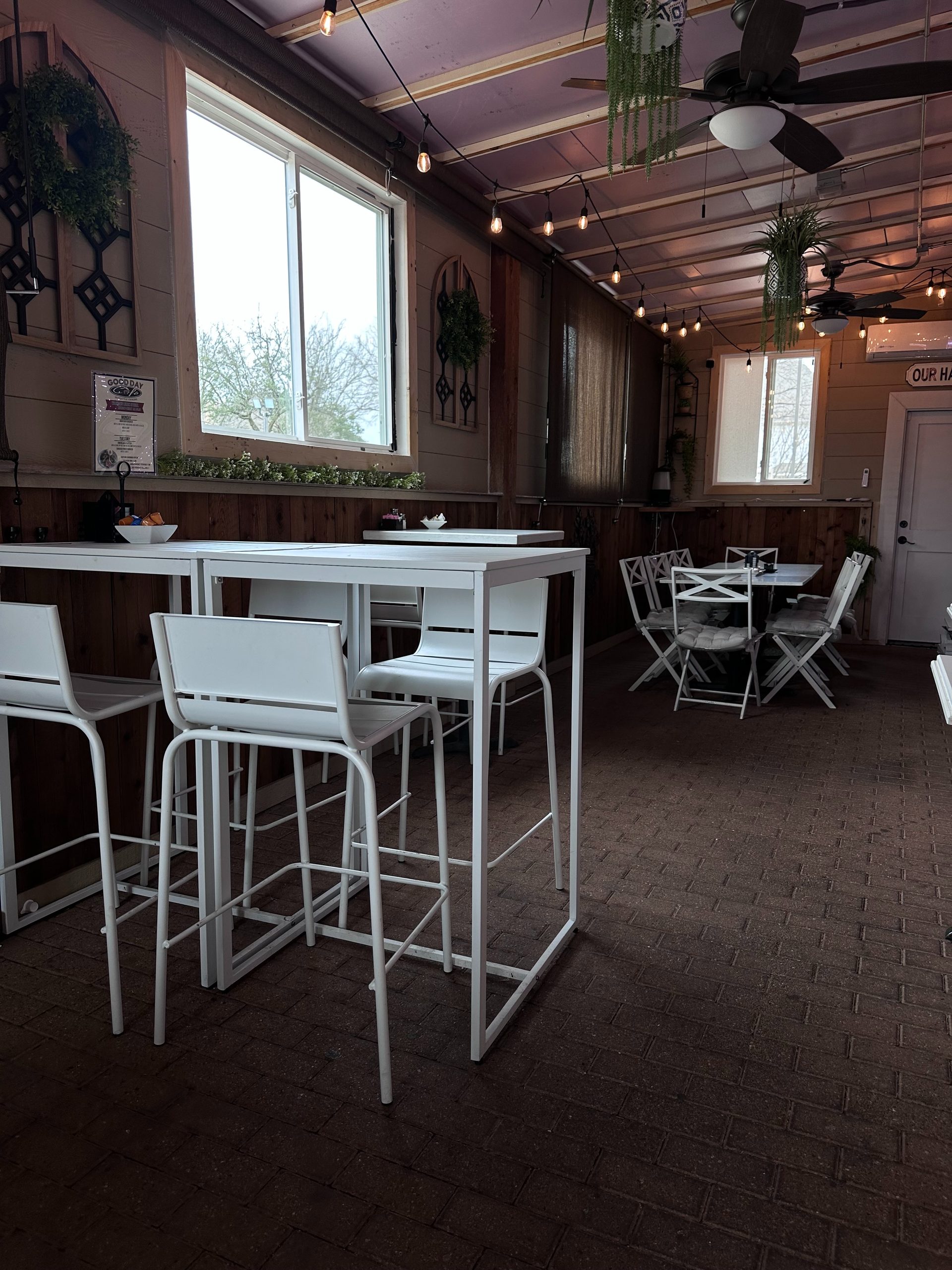 Shade, fresh air, real food
